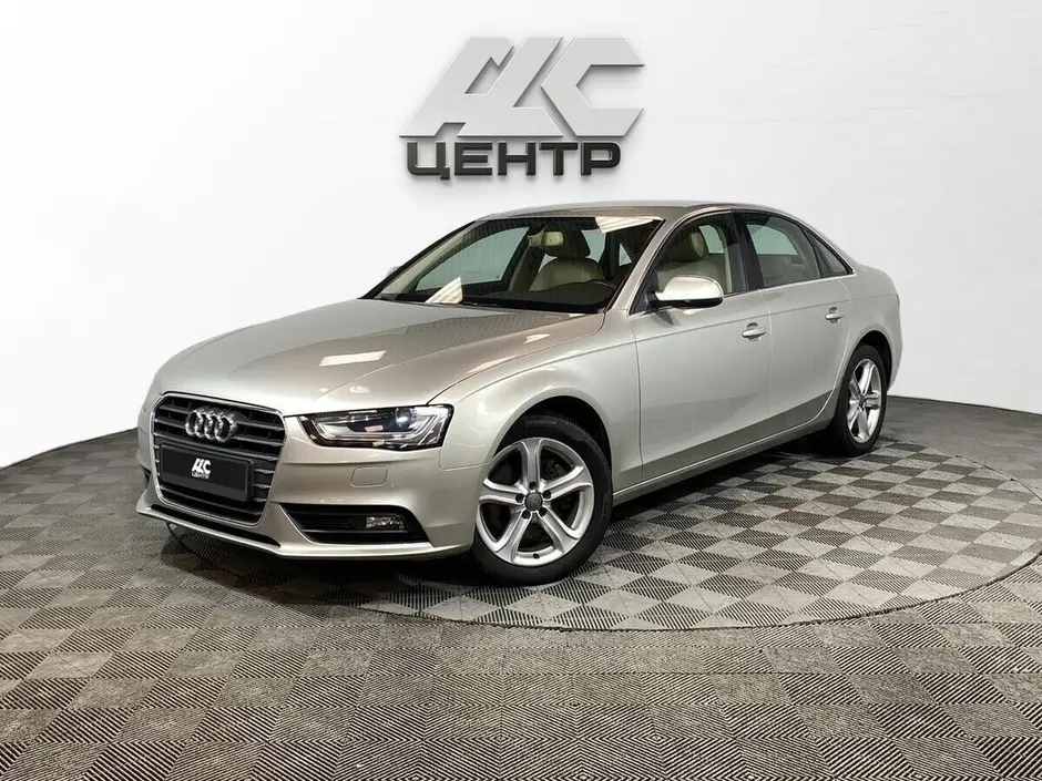 Audi A4, 2012 г.