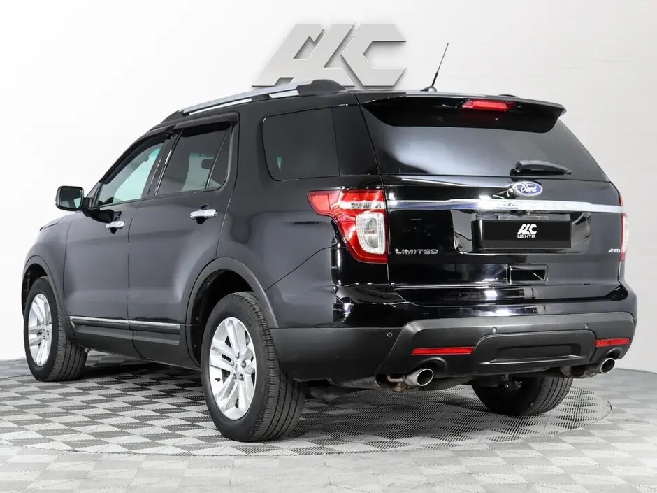 Ford Explorer, 2011 г.