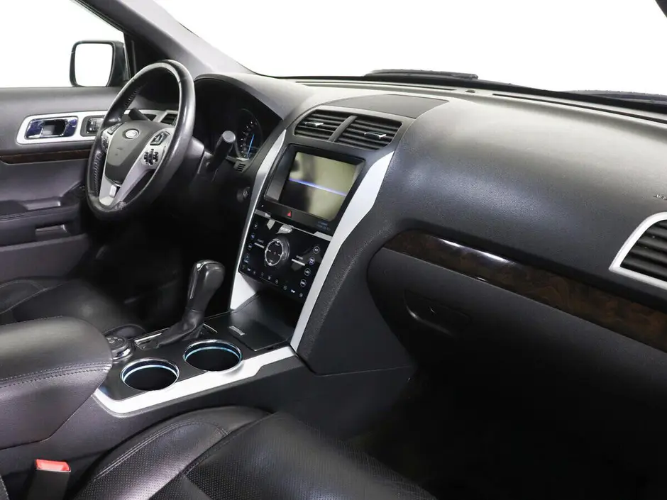 Ford Explorer, 2013 г.