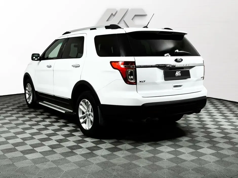 Ford Explorer, 2013 г.