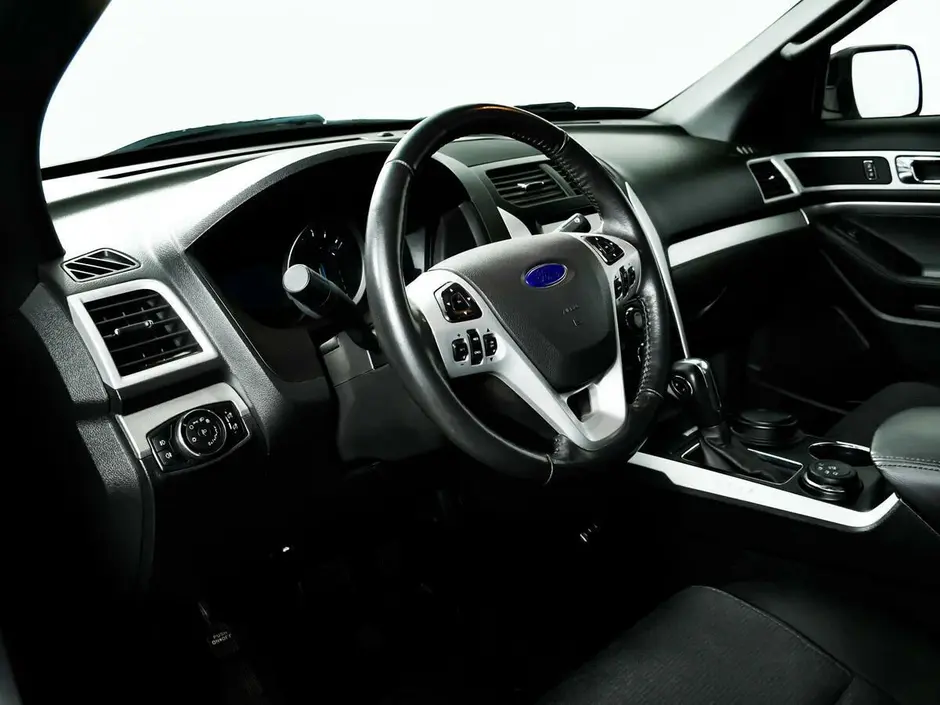 Ford Explorer, 2013 г.