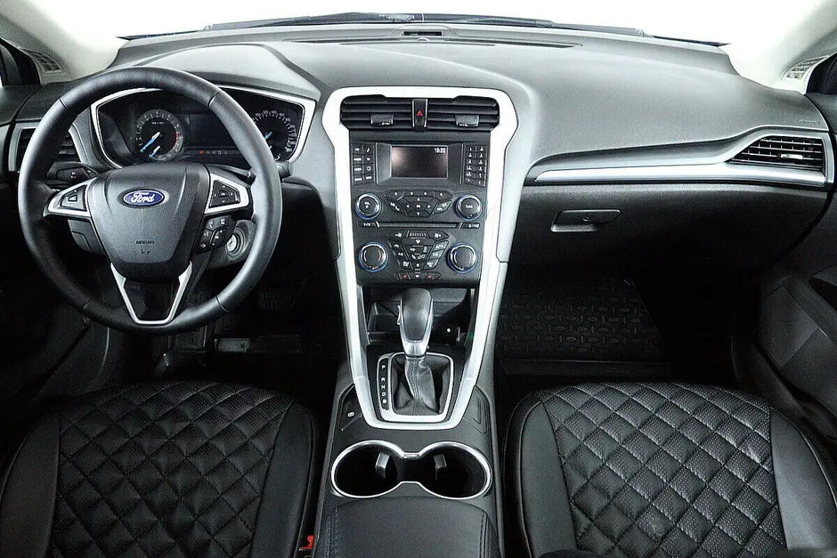 Ford Mondeo, 2017 г.