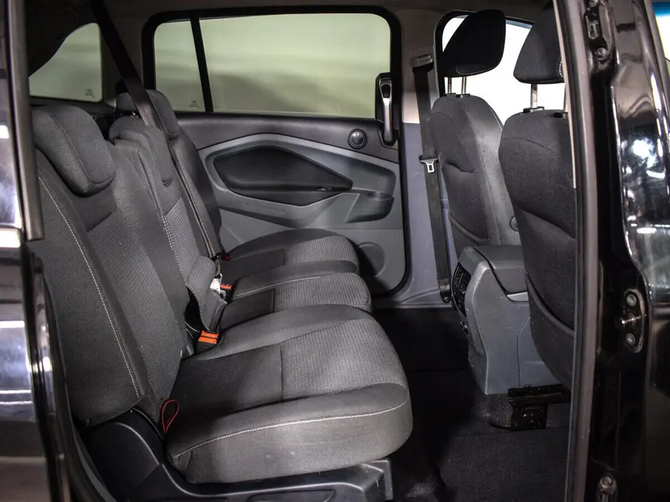 Ford C-MAX, 2010 г.