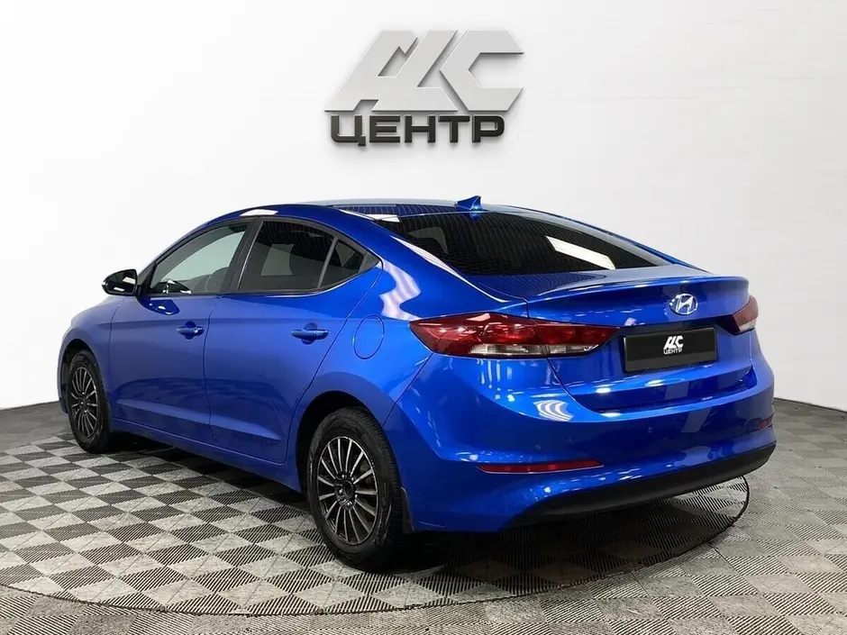 Hyundai Elantra, 2018 г.
