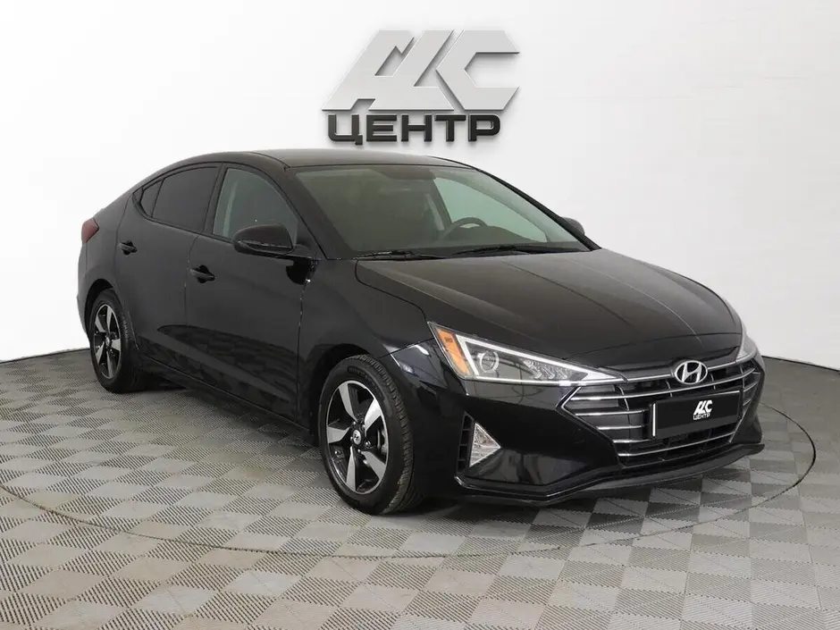 Hyundai Elantra, 2018 г.