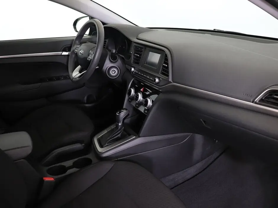 Hyundai Elantra, 2018 г.