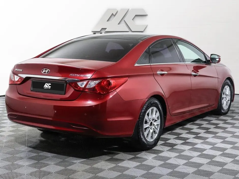 Hyundai Sonata, 2010 г.