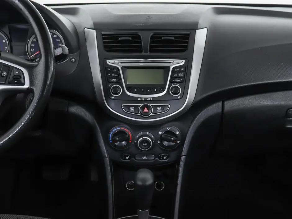 Hyundai Solaris, 2012 г.