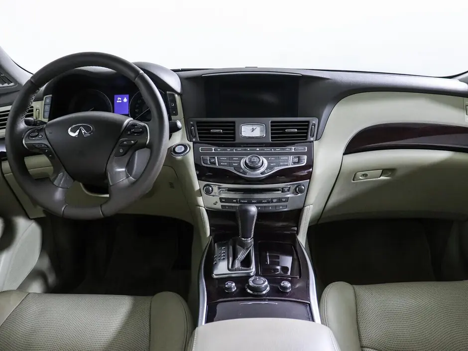 Infiniti M, 2011 г.