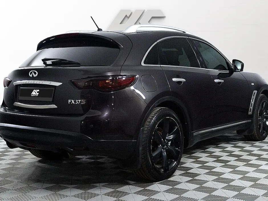 Infiniti FX, 2011 г.