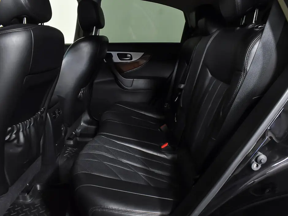 Infiniti QX70, 2013 г.