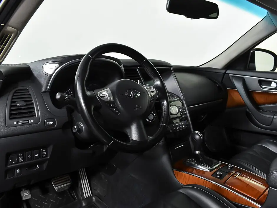 Infiniti QX70, 2013 г.