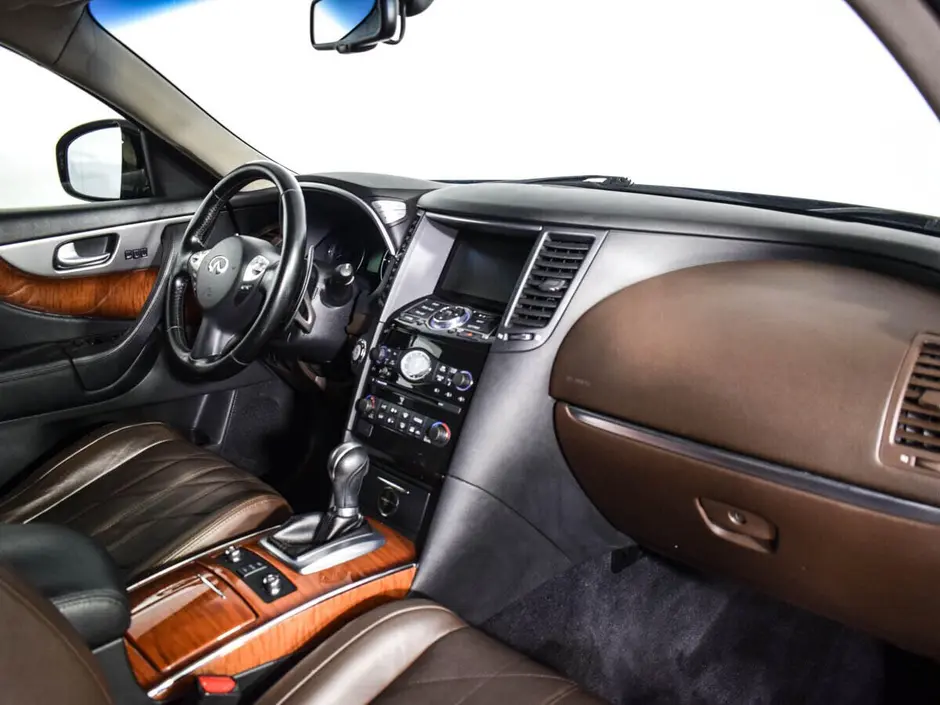 Infiniti QX70, 2013 г.