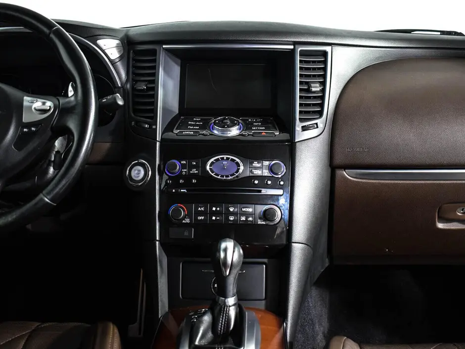 Infiniti QX70, 2013 г.