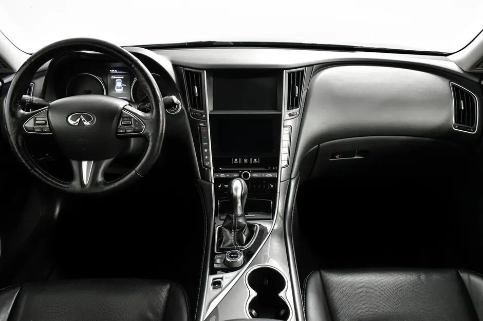 Infiniti Q50, 2015 г.