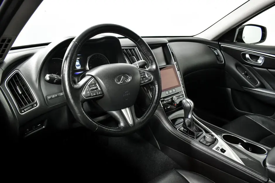 Infiniti Q50, 2015 г.