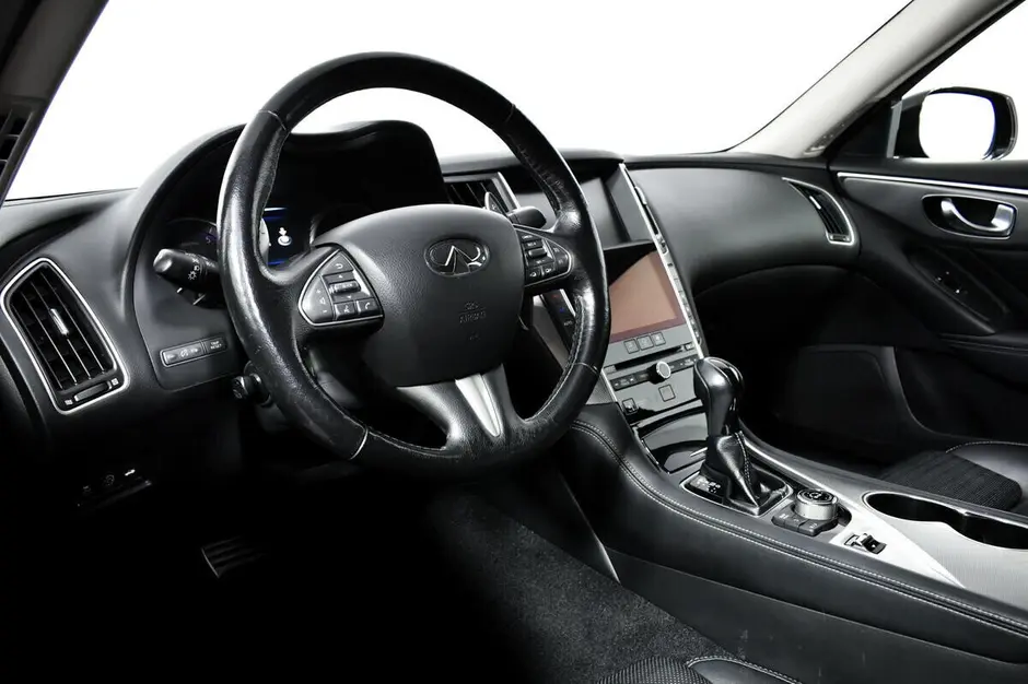 Infiniti Q50, 2015 г.