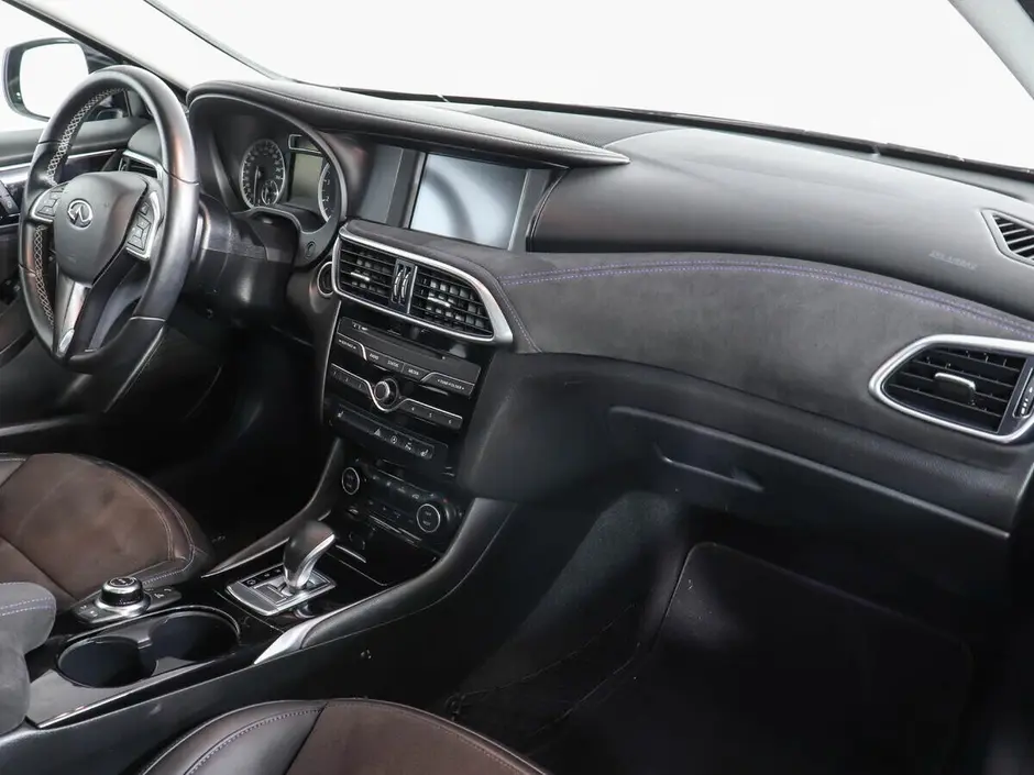 Infiniti Q30, 2016 г.