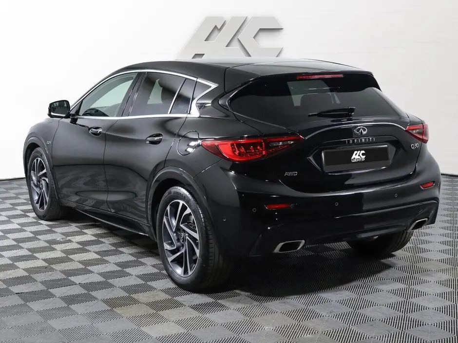 Infiniti Q30, 2017 г.
