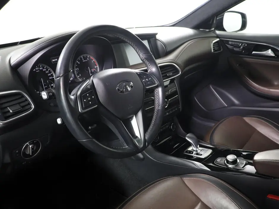 Infiniti Q30, 2017 г.