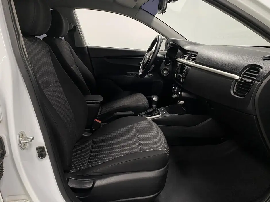 Kia Rio X-Line, 2020 г.