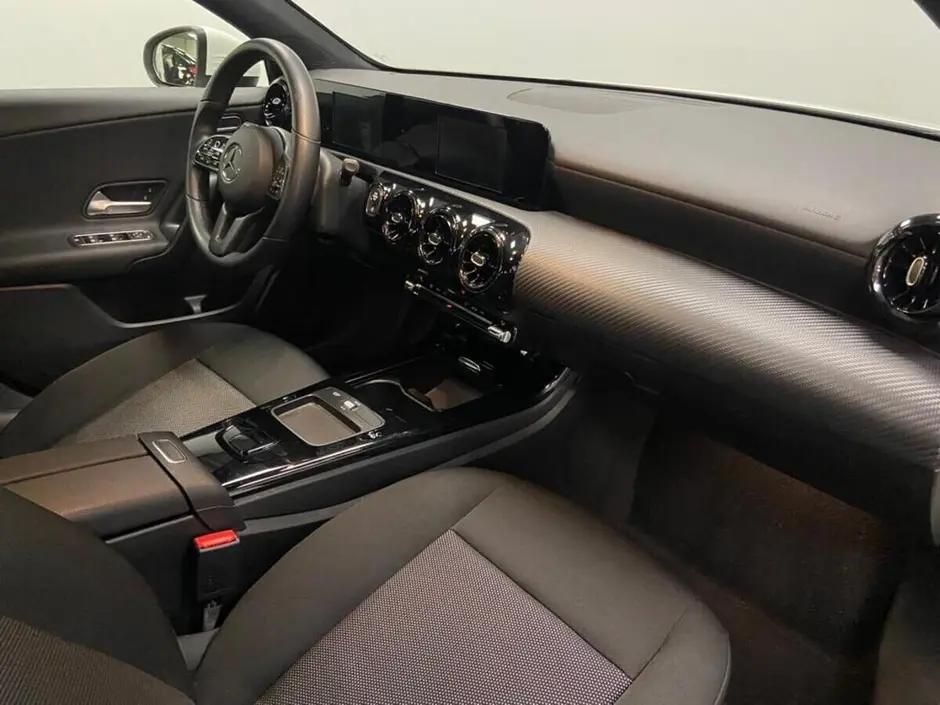 Mercedes-Benz A-Класс, 2019 г.