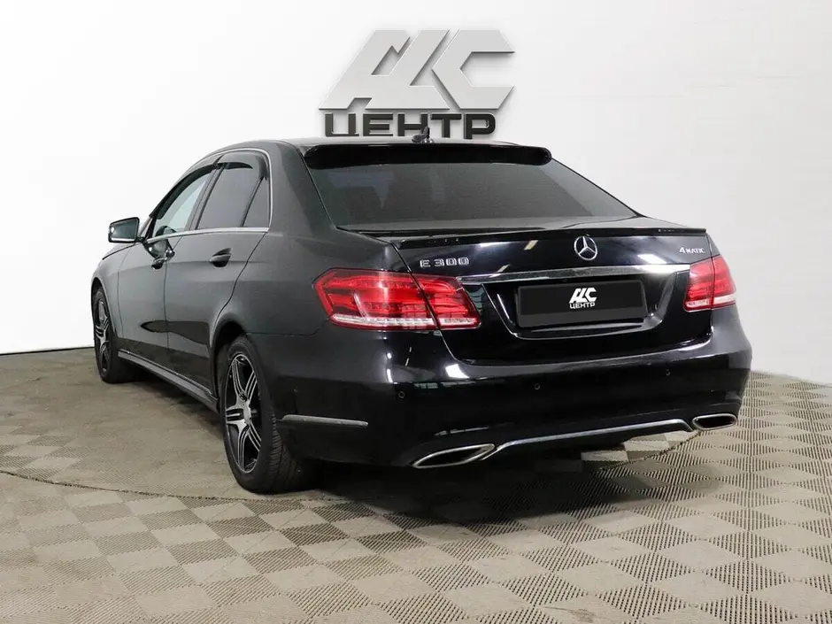 Mercedes-Benz E-Класс, 2013 г.