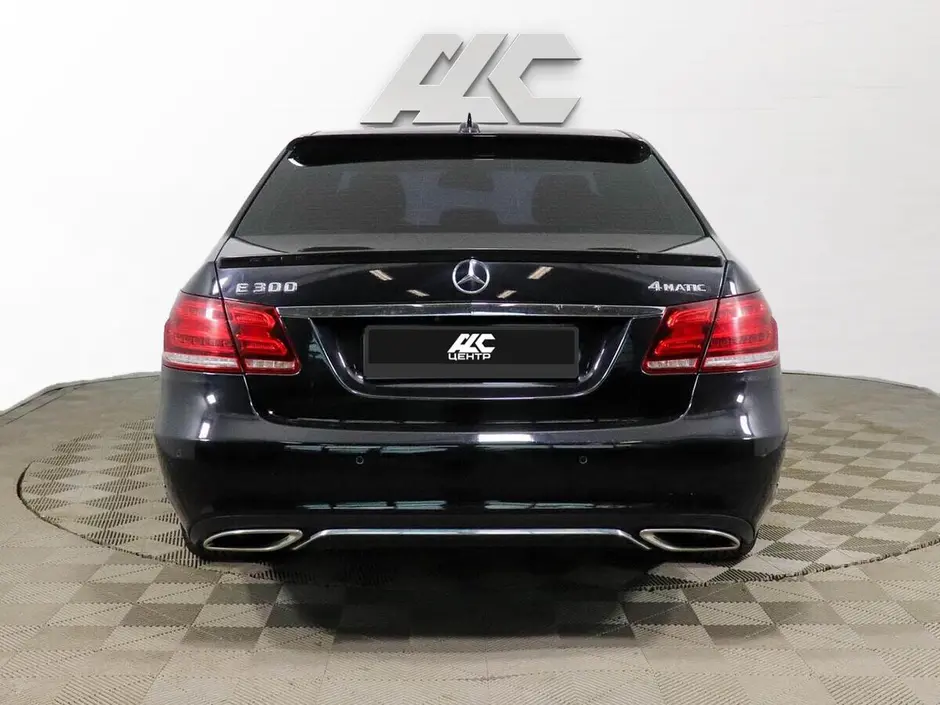 Mercedes-Benz E-Класс, 2013 г.