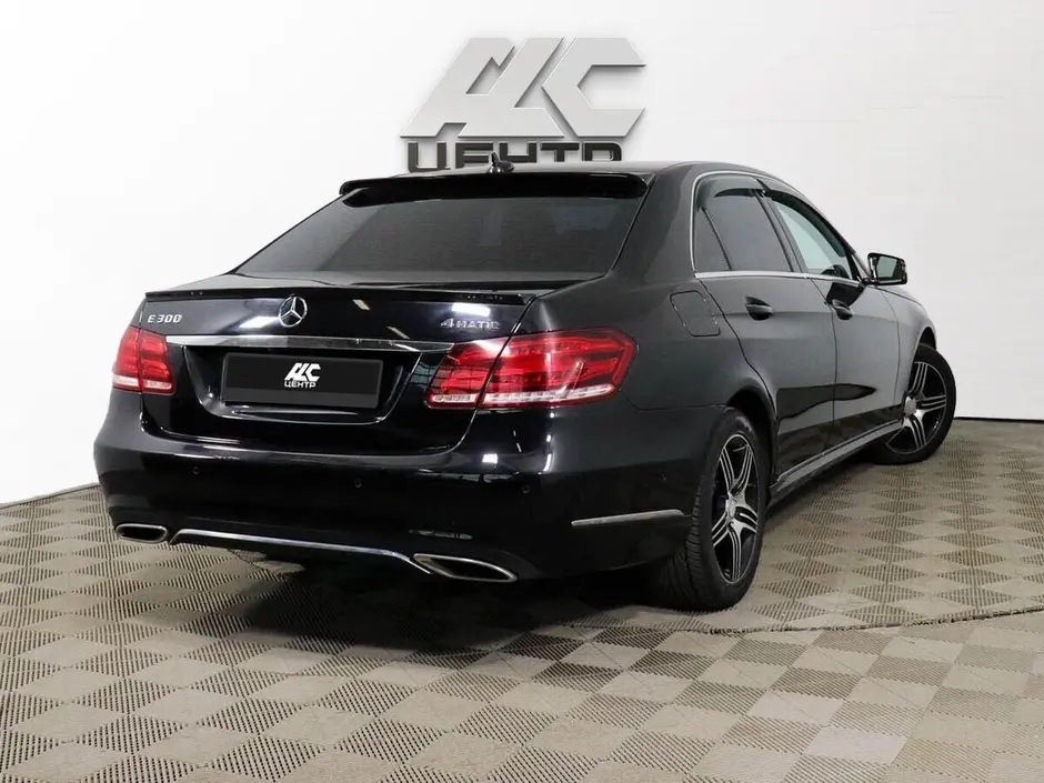 Mercedes-Benz E-Класс, 2013 г.