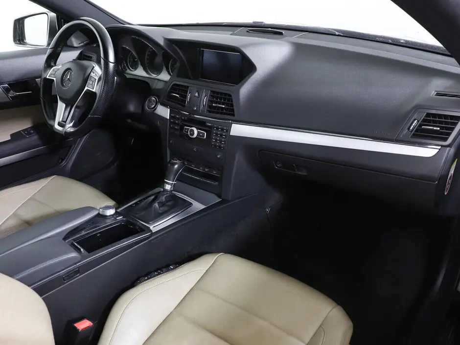 Mercedes-Benz E-Класс, 2011 г.