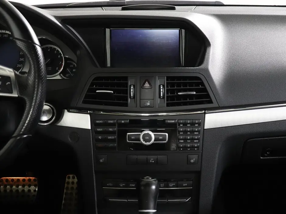 Mercedes-Benz E-Класс, 2011 г.