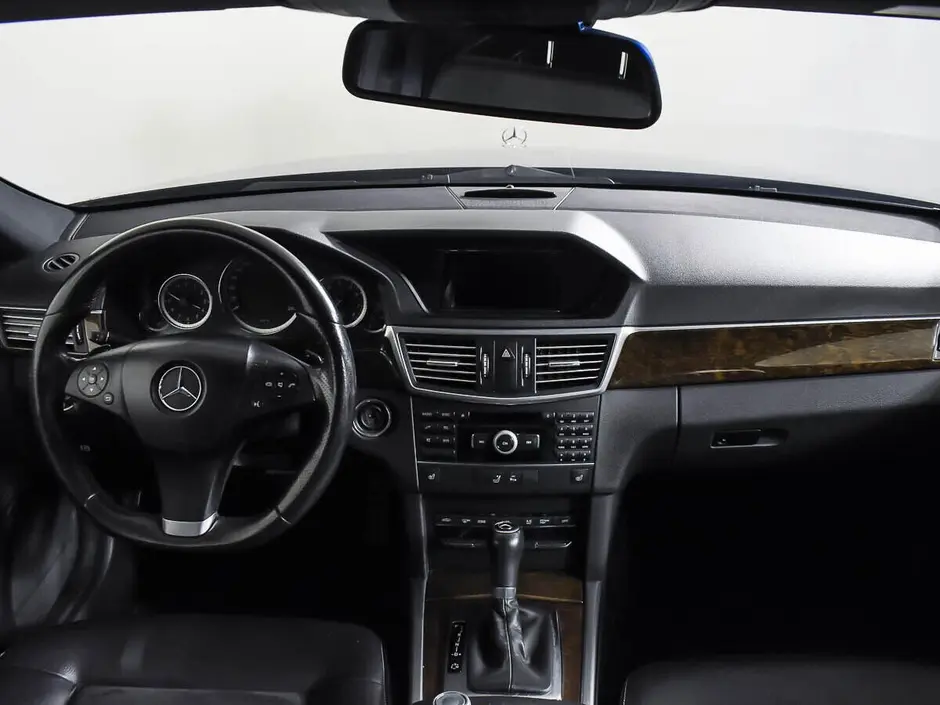 Mercedes-Benz E-Класс, 2011 г.