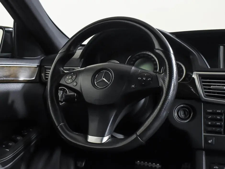 Mercedes-Benz E-Класс, 2011 г.