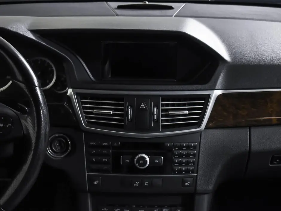 Mercedes-Benz E-Класс, 2011 г.