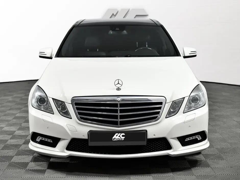 Mercedes-Benz E-Класс, 2011 г.