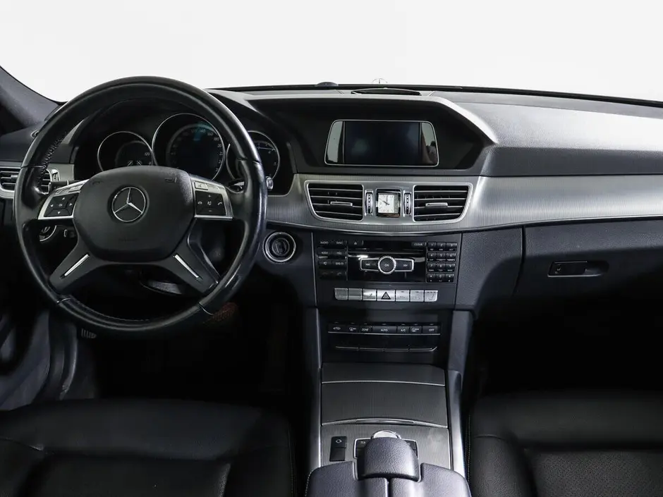 Mercedes-Benz E-Класс, 2013 г.