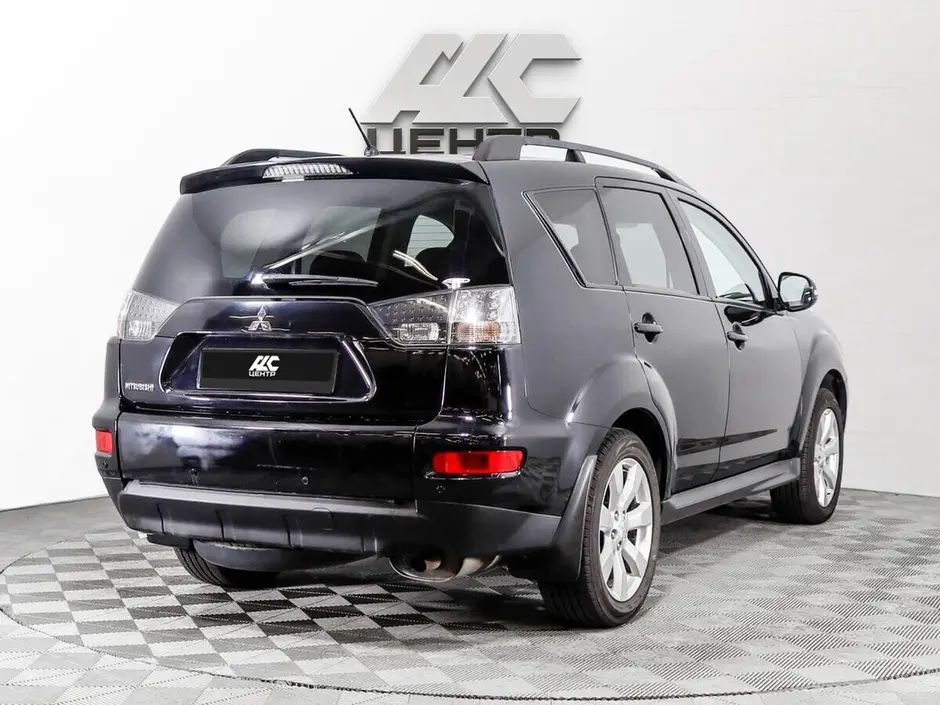 Mitsubishi Outlander, 2011 г.