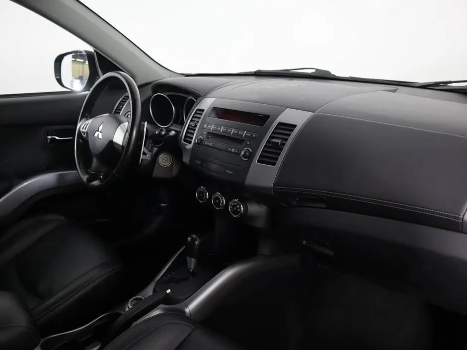 Mitsubishi Outlander, 2011 г.