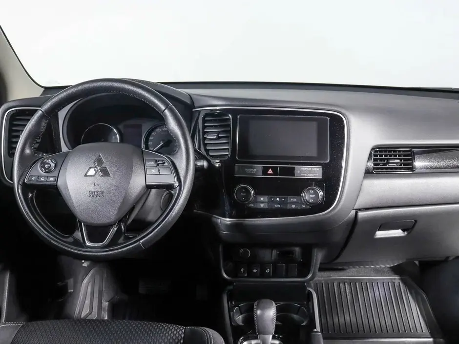 Mitsubishi Outlander, 2019 г.