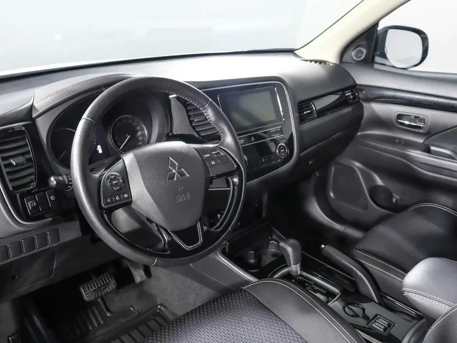 Mitsubishi Outlander, 2019 г.