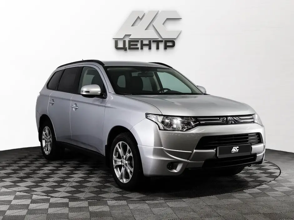 Mitsubishi Outlander, 2014 г.