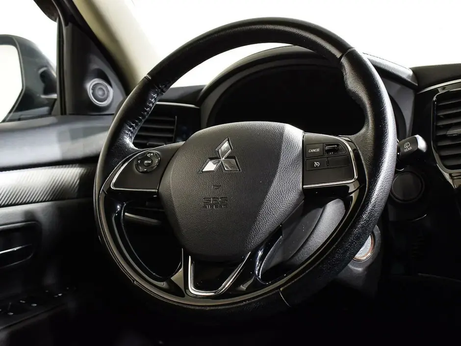 Mitsubishi Outlander, 2015 г.