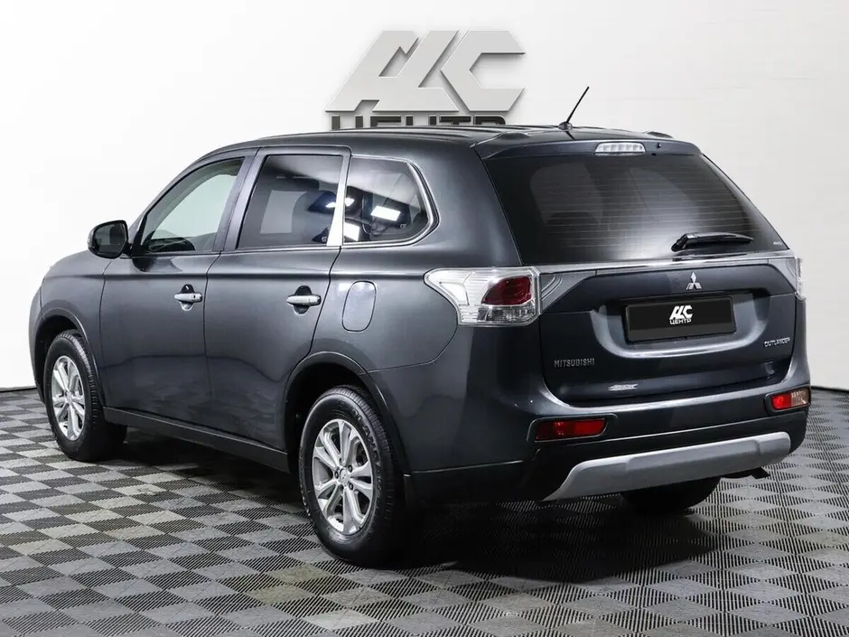 Mitsubishi Outlander, 2014 г.