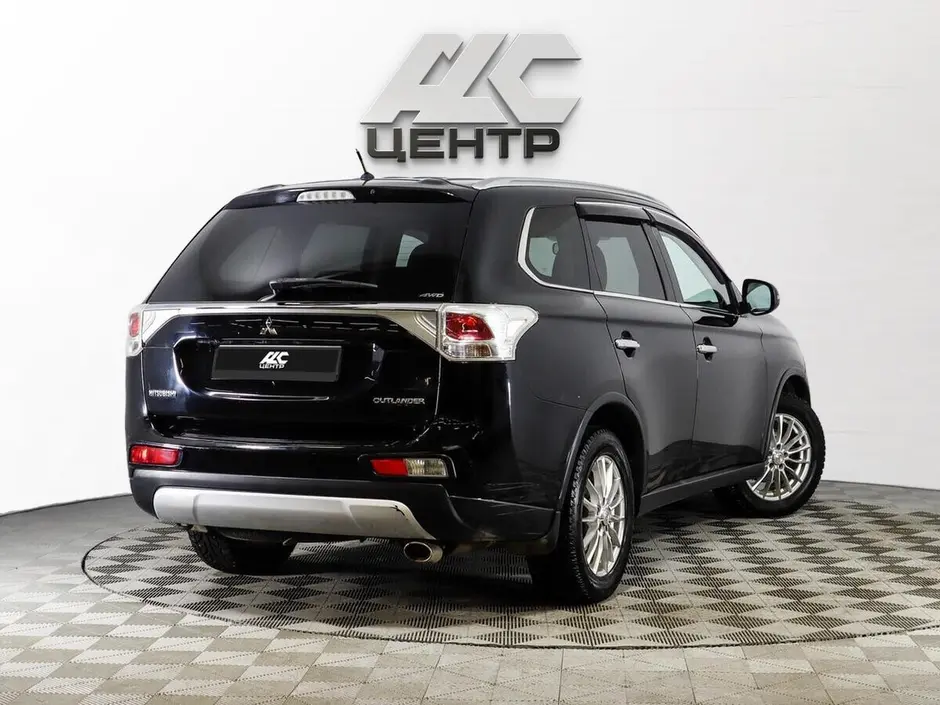 Mitsubishi Outlander, 2014 г.