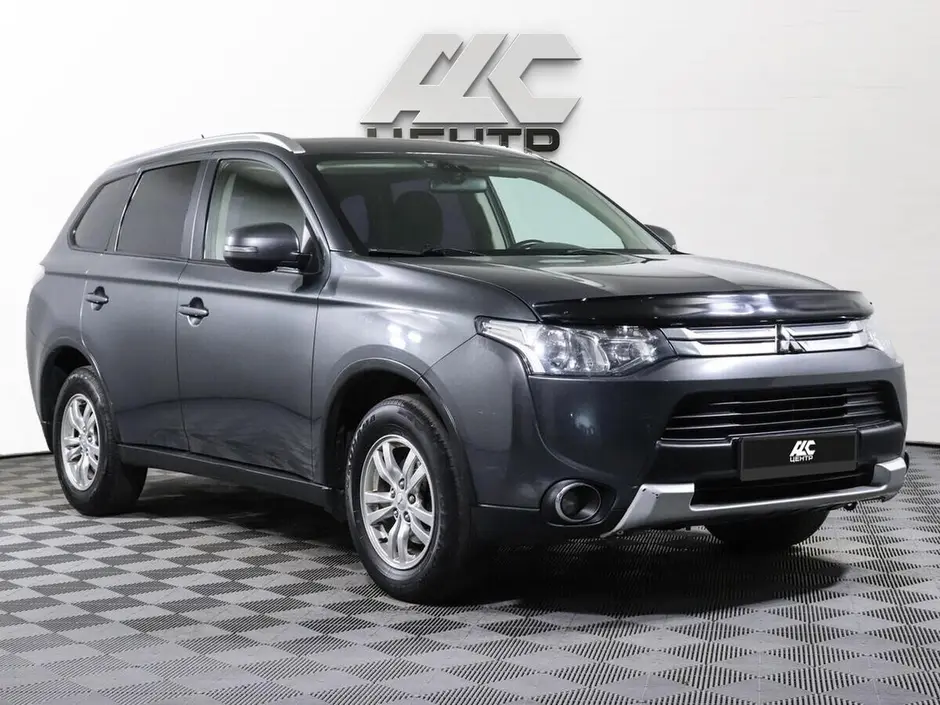 Mitsubishi Outlander, 2014 г.
