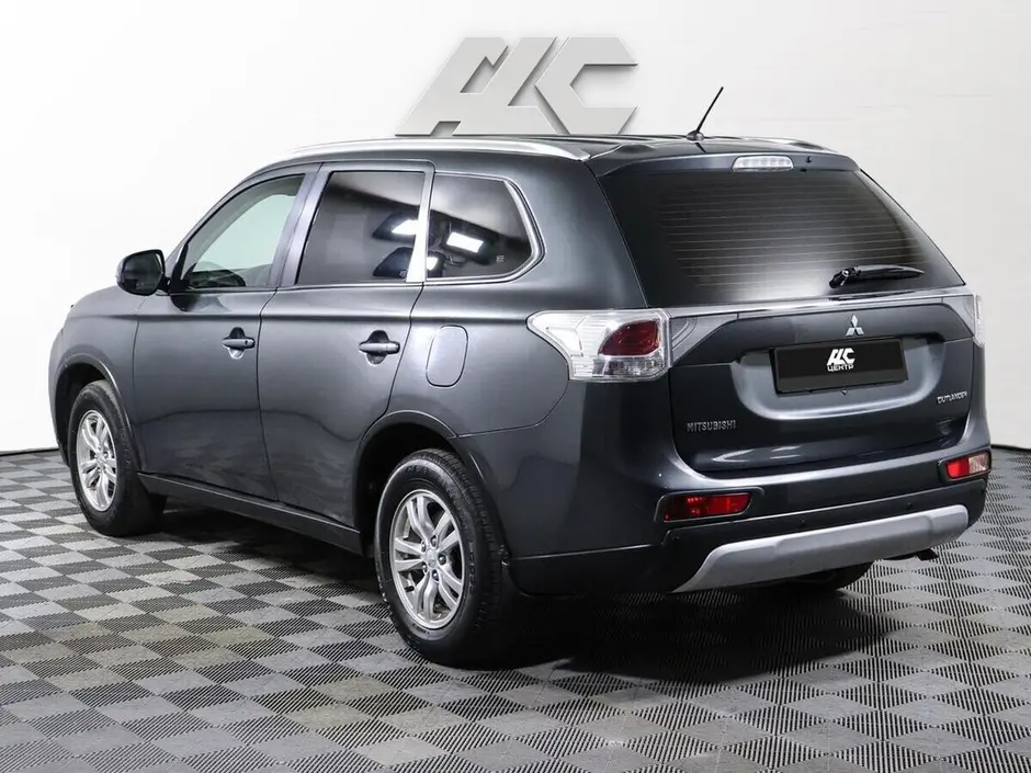 Mitsubishi Outlander, 2014 г.