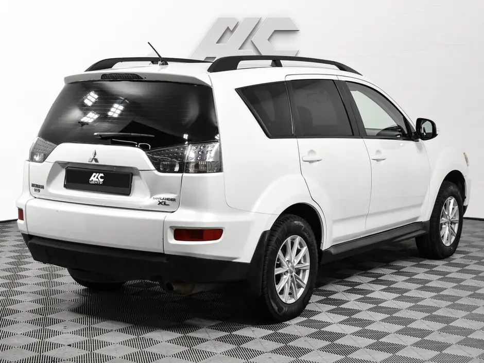Mitsubishi Outlander, 2010 г.