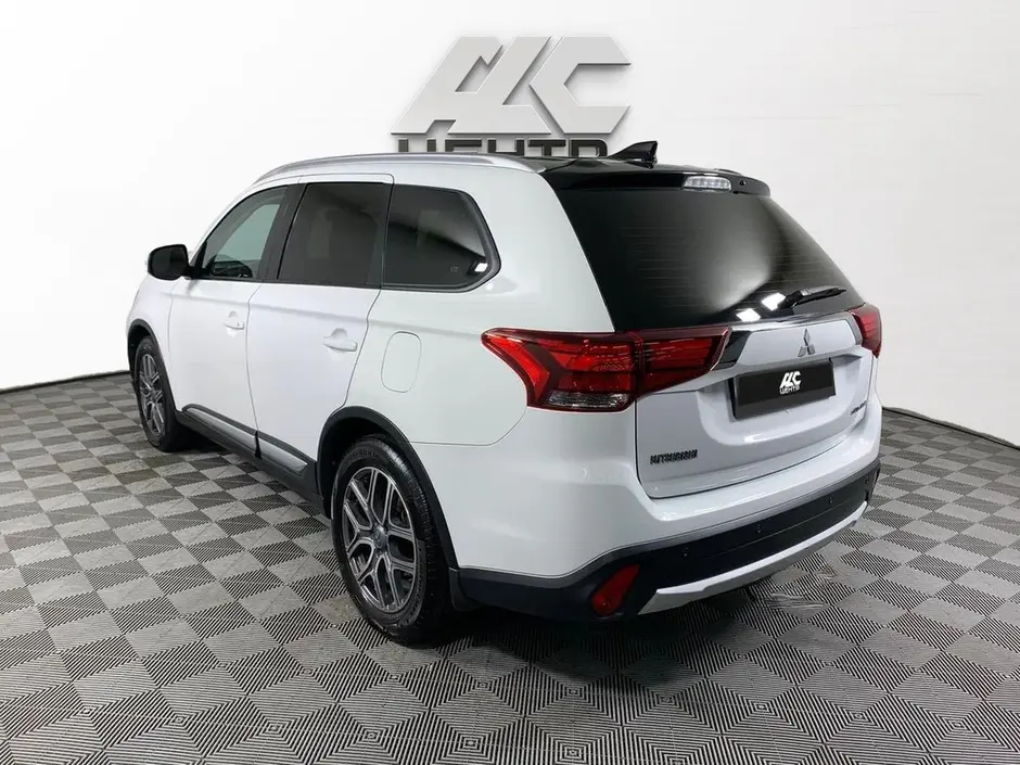 Mitsubishi Outlander, 2018 г.