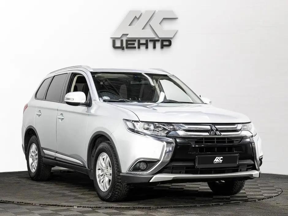 Mitsubishi Outlander, 2016 г.