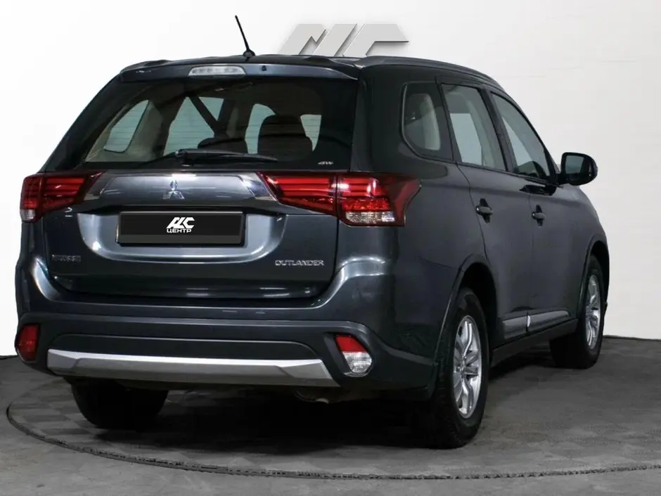 Mitsubishi Outlander, 2016 г.